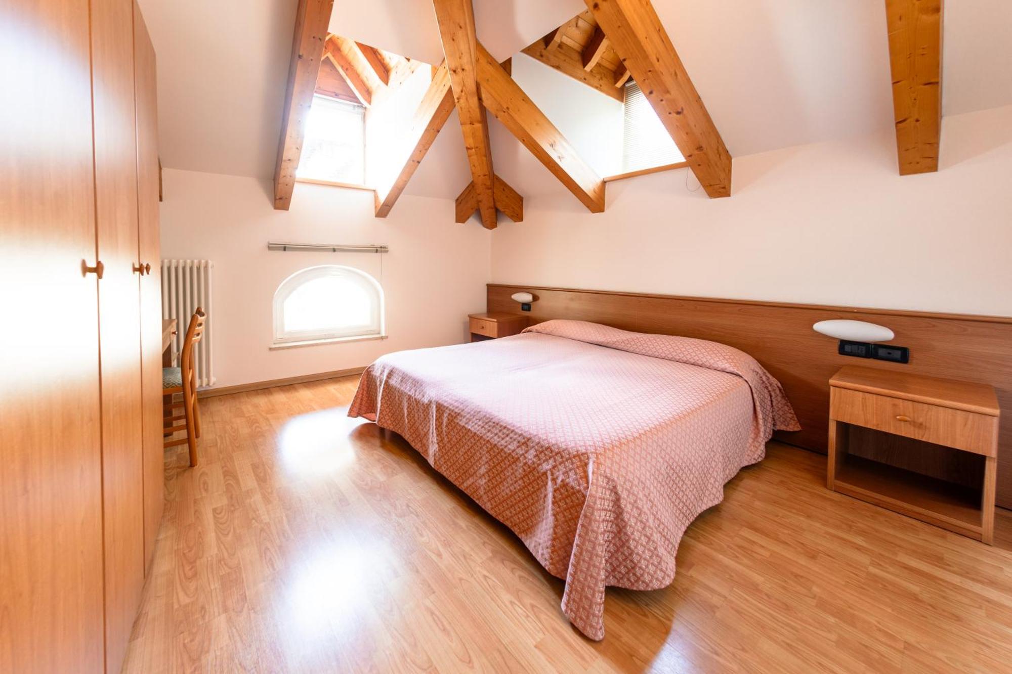 Hotel Vittoria Roncegno Kültér fotó